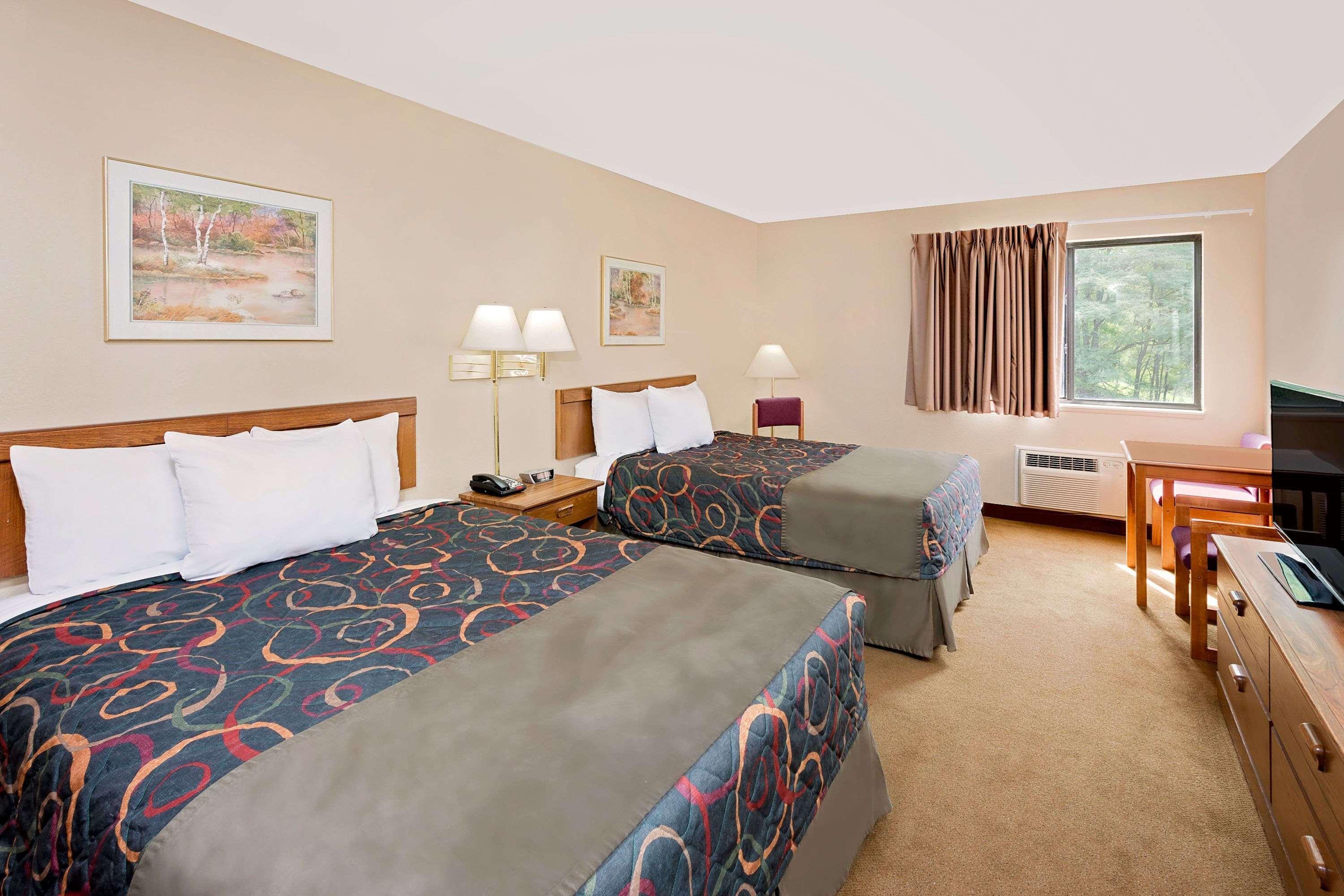 Days Inn By Wyndham Boonville Exteriér fotografie