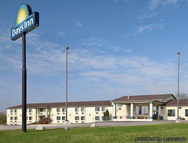 Days Inn By Wyndham Boonville Exteriér fotografie